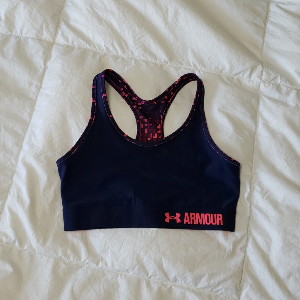 NWOT UA sports bra